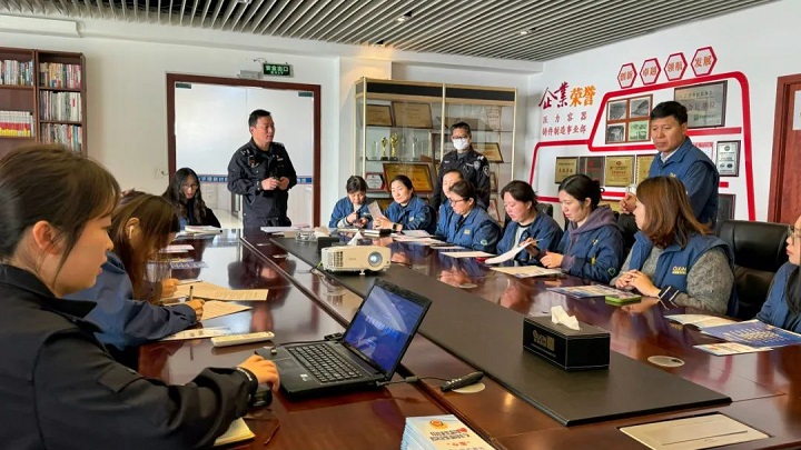 防詐專題講座走進(jìn)求精，警企共筑“防騙墻”